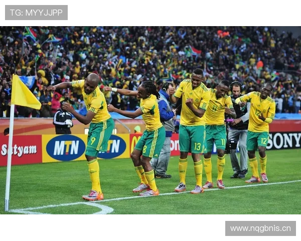 世界杯实时比分最新更新与精彩赛况全面追踪报道 - 副本